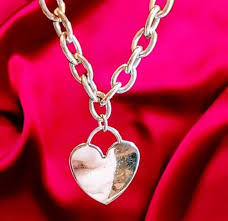 vine polished silver heart pendant