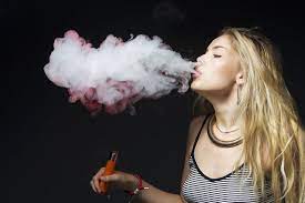 If you're looking to learn how to do a few vaping tricks to prove to your friends that you can hang with the crowd, then you'll want to continue reading below. 4 Beginner Vape Tricks That Are Very Easy To Learn Lifestyle Mirror