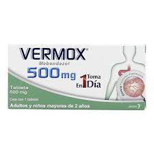 Bağırsağın çeşitli solucan enfestasyonlarını tedavi etmek için kullanılan bir ilaçtır. Vermox Tab 500mg C 1 Mebendazol San Pablo Farmacia