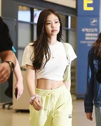 Check out this biography to know about her childhood, family life, achievements and fun facts about her. Jennie Kim From Blackpink 9gag