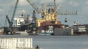 alabama state port breaking cargo