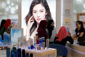Search reports, statistics & slideshows on cosmetics. 3 E Commerce Cosmetics Market Trends In Malaysia 2020