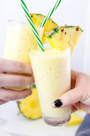 creamy mango pineapple smoothie