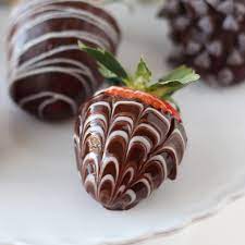 chocolate covered strawberries handle