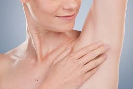 causes and treatment of itchy underarm