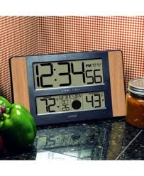 Atomic Digital Clock With Temperature