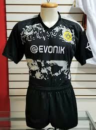 Gostou desse uniforme?,, cara deu um trabalho tremendo espero que vocês também tenham conseguido editar o uniforme e o emblema para se. Uniforme Borussia Dortmund Visita 2020 Dri Fit