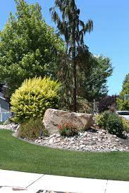 landscaping with rocks and boulders