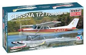 cessna 172 floatplane plastic model