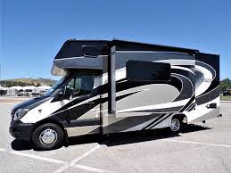 Designed with the largest overhead bunk in the market,. Top 5 Best Class C Motorhomes Under 10 000 Lbs Rvingplanet Blog