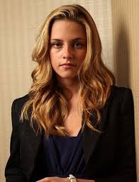 When you have thick hair, finding the right hairstyles and haircuts for your texture is no easy task. Kristen Stewart Thick Wavy Hairstyles For Long Hair Popular Haircuts