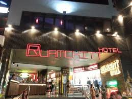 外観 Picture Of Ruamchitt Plaza Hotel