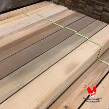 Lantai dari jenis kayu jati adalah sebuah produk favorit para pelanggan karena kualitas kuat dan kualitas kerasnya. Pre Order Malino Wood Flooring Kayu Ulin Terbaru Agustus 2021 Harga Murah Kualitas Terjamin Blibli