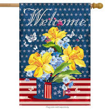 A typical size house flag measures approximately 28 inches wide by 44 inches tall and fits quality decorative flags at low prices! Decorative Garden Flags Yard Flags Mailbox Covers And Seasonal Decorations From Discount Decorative Flags House Flags Flag Decor Yard Flags