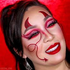 halloween eye makeup looks to unleash