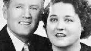 Gladys love presley was born on month day 1912, at birth place, mississippi, to robert lee smith and octavia levenia doll smith. Gladys Presley Net Worth Salary Bio Height Weight Age Wiki Zodiac Sign Birthday Fact