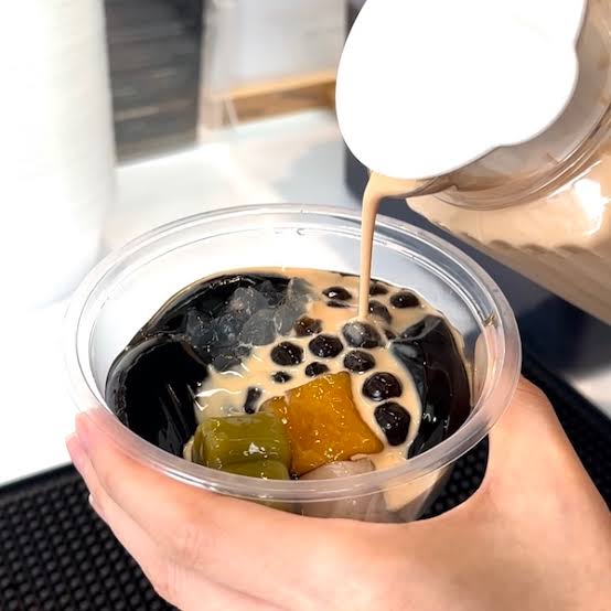 Dessert Bowl Catering | The Hangover | Bubble Tea Catering Live Station
