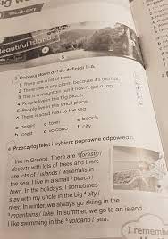 English Class Klasa 4 Odpowiedzi Podręcznik - zadanie 3 i 4 strona 32 English class A1 plus Workbook te odp tam sa chyba  zle​ - Brainly.pl