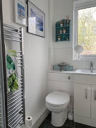 a bold rev of our small bathroom