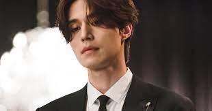actor lee dong wook calls out