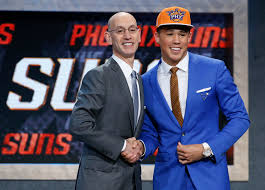 Jul 01, 2021 · jalen suggs talks nba draft prep, choosing hoops over football, and his advice for chet holmgren. Every Pick And Outfit From The First Round Of The 2015 Nba Draft Huffpost