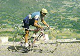Épique, il sera aussi l'occasion de voir un finish en contre la montre. 1974 Tour De France Raymond Poulidor
