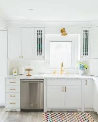 how to clean kitchen cabinet s and