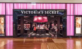 Victoria's secret credit card accounts are issued by comenity bank. The Victoria S Secret Credit Card Angel Rewards Worth It 2021