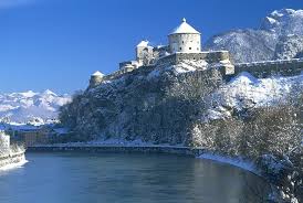 Kufstein is city in the austrian state of tyrol, with a population of ca. Kufstein