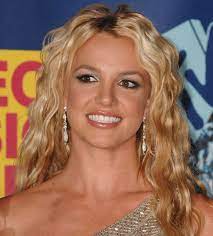Britney Spears kimdir, kaç yaşında, nereli, boyu ve kilosu? - Biliyo.org