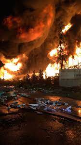 เกิดเหตุโรงงานที่ซอยกิ่งแก้ว 21 ระเบิด-เพลิงลุกไหม้ | ประชาไท Prachatai.com