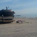 Each campsite is simply a large parking space in the rv park, with plenty of space for an rv or several tents and vehicles, but access to amenities is only a few steps away rocky point, mexico is home to the closest beach town to phoenix, arizona. Https Www Campgroundreviews Com Regions Sonora Puerto Peasco Rocky Point