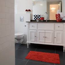 tile for small bathrooms