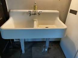 Made of cast iron, the almeria farmhouse sink will last after years of daily use. Farmhouse Sink Cast Iron Antique Sinks For Sale Ebay