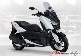 Itu artinya tidak memiliki fairing depan yang menjadi ciri kahs. 12 Motor 250cc Terbaik Di Indonesia Terbaru 2021 Otomotifo