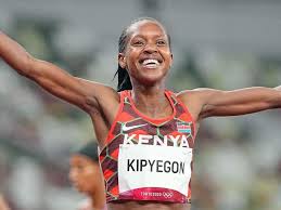 Watch the women's 1500m final from the 2017 world championships, where faith kipyegon became just the third woman in. H5tcsbwvrcxatm