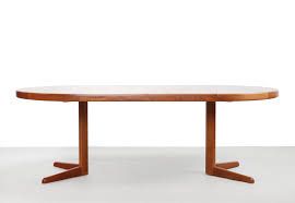 These are some of the coolest engineered pieces of furniture i've seen. Round Extendable Teak Dining Room Table By Niels O Moller For Gudme Mobelfabrik 104491