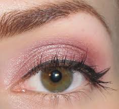 simple soft pink eye makeup look