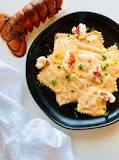 What kind of sauce is best with lobster ravioli?