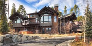 stay in one of our luxury breckenridge