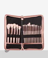 by beauty bay rose glow 18 piece brush set with brush stand