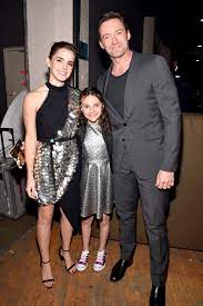 Logan is hugh jackman's last wolverine movie, but it's just the beginning for young dafne keen. Emma Watson Dafne Keen And Hugh Jackman Every Crazy Sexy And Cool Moment From The Mtv Movie And Tv Awards Popsugar Middle East Celebrity And Entertainment Photo 16
