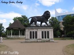 Forbury Garden And Reading City Centre