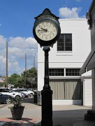 clock sidewalk knox henderson dallas
