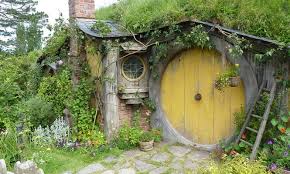 5 advanes of hobbit homes the