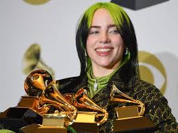 See more ideas about billie eilish, billie, vogue. Everybody S So Sensitive Billie Eilish Defends Drake After Claims Of Creepy Texting National Post