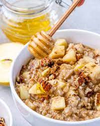 apple cinnamon oatmeal breakfast recipe