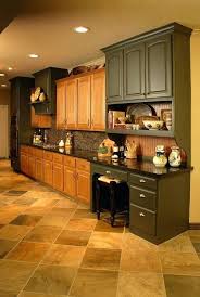 To tone down the warmth of oak cabinets, outfit the rest of the kitchen in cool refreshing tones such as blues or greens. Kitchen Design Ideas Oak Cabinets Novocom Top