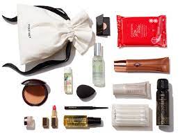 the best makeup kits to pack condé