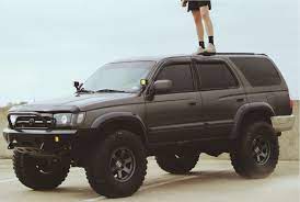 1998 toyota 4runner with 16x8 10 level